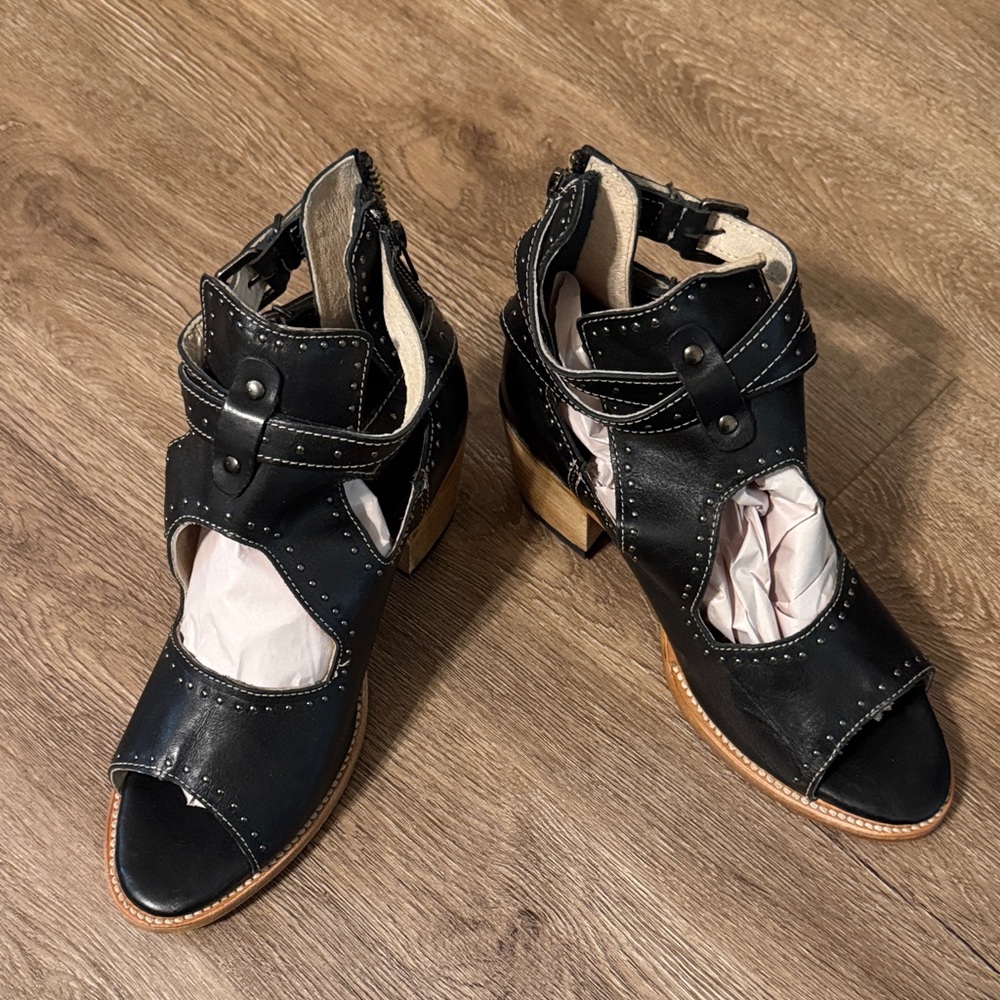 FreeBird COSMIC black open toe bootie